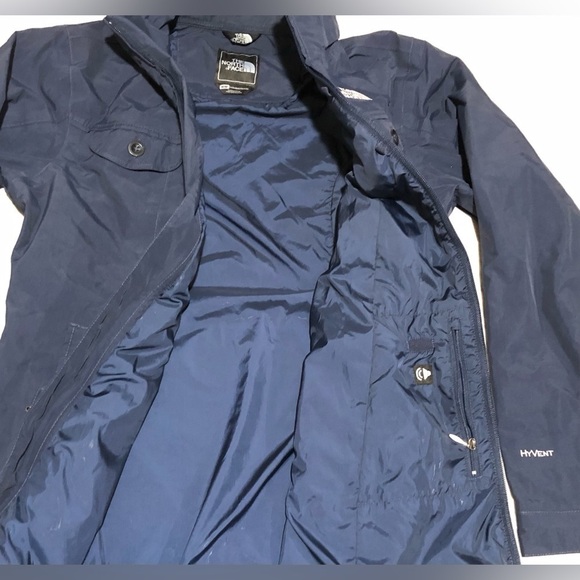 The North Face Hyvent Blue Jacket - Picture 7 of 10